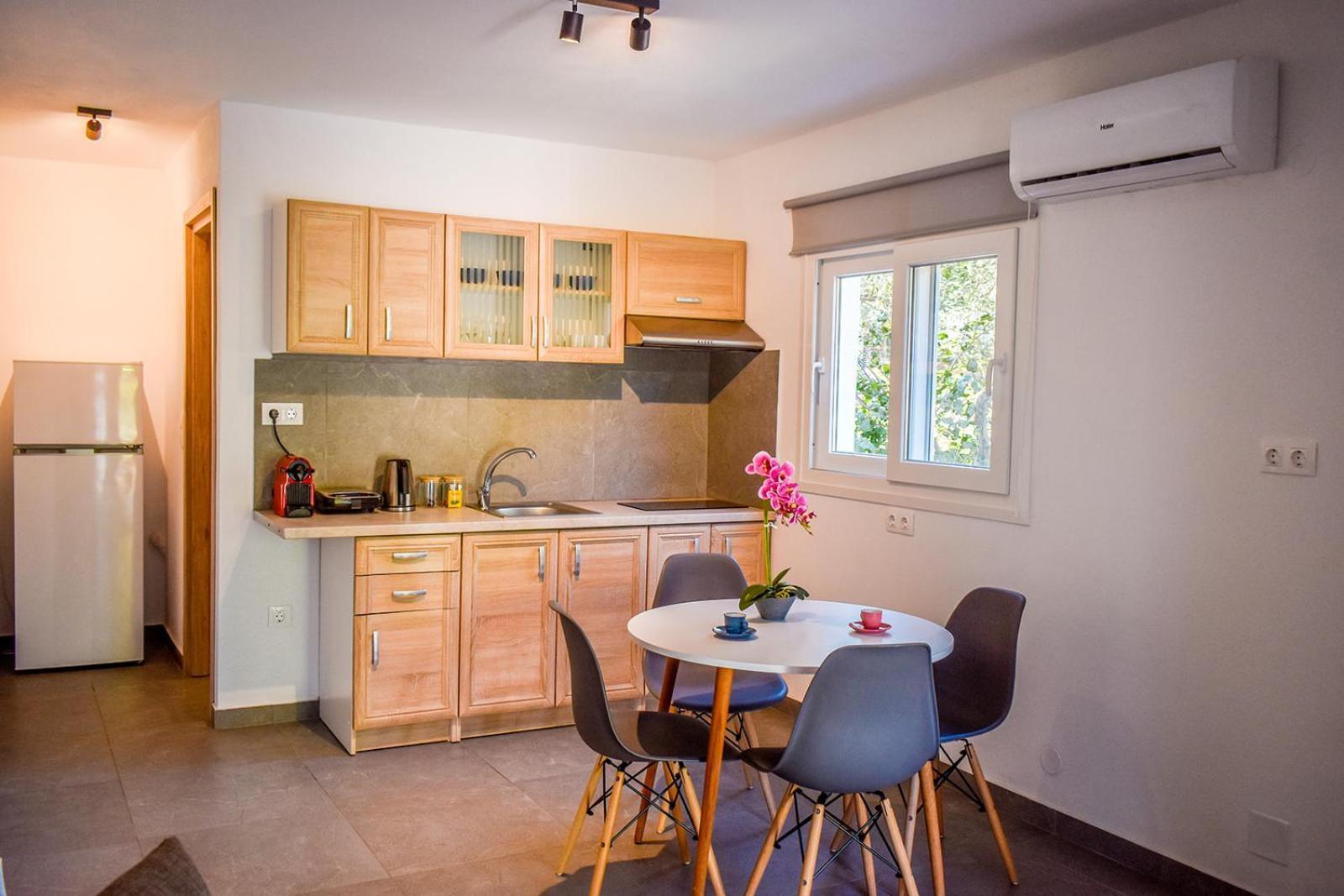 Ktima Holiday House Skiathos-stad Buitenkant foto
