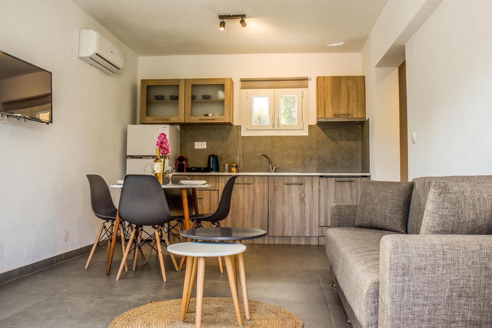 Ktima Holiday House Skiathos-stad Buitenkant foto
